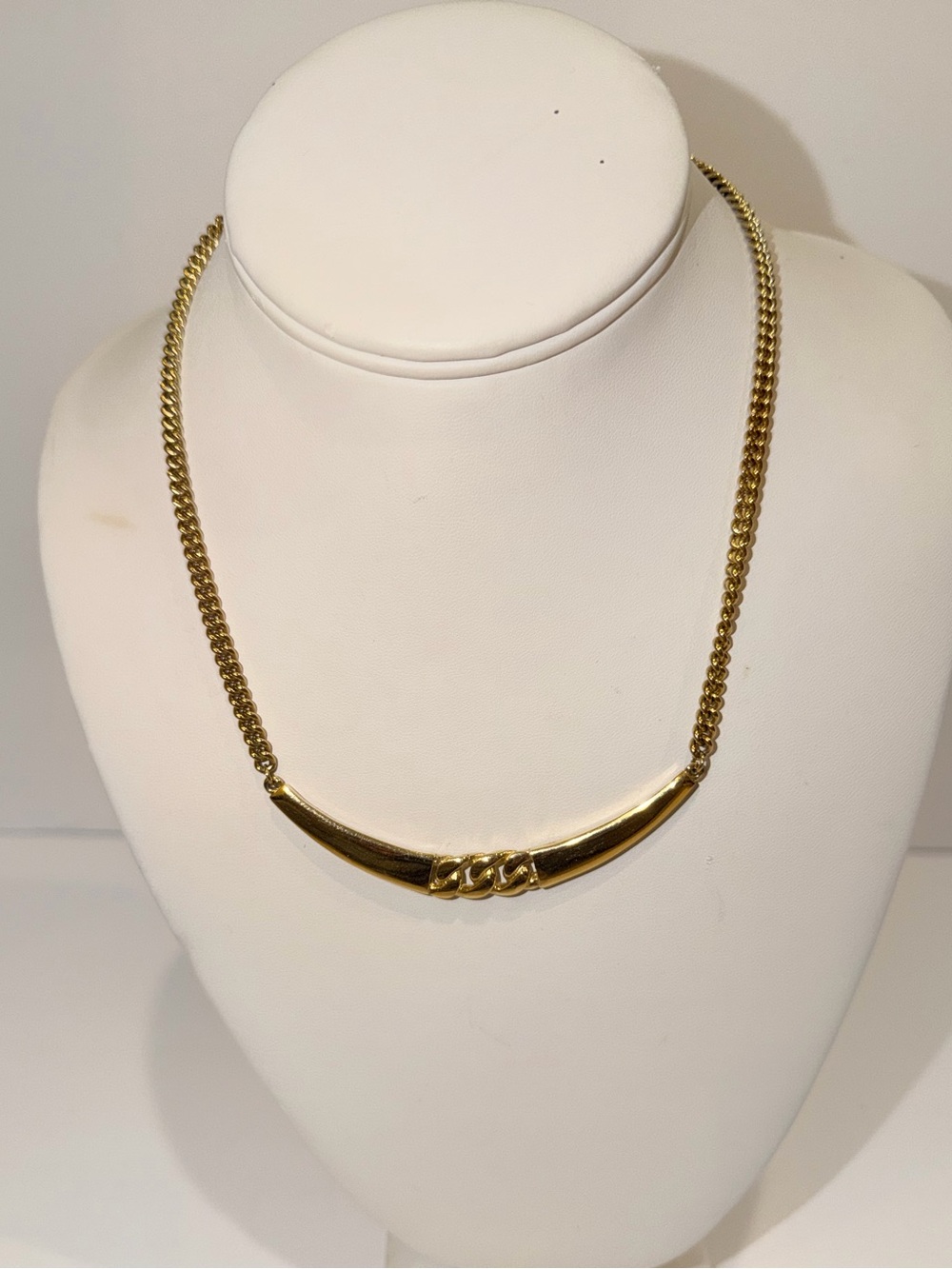Vtg Signed Trifari Gold-Tone Women's Statement Chain Necklace